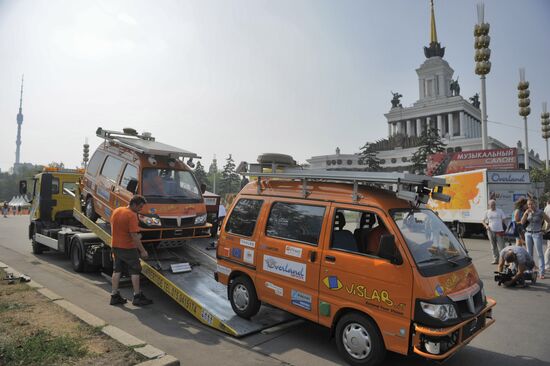 Overland World Truck Expedition electric minivans rally