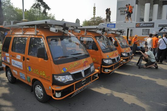 Overland World Truck Expedition electric minivans rally