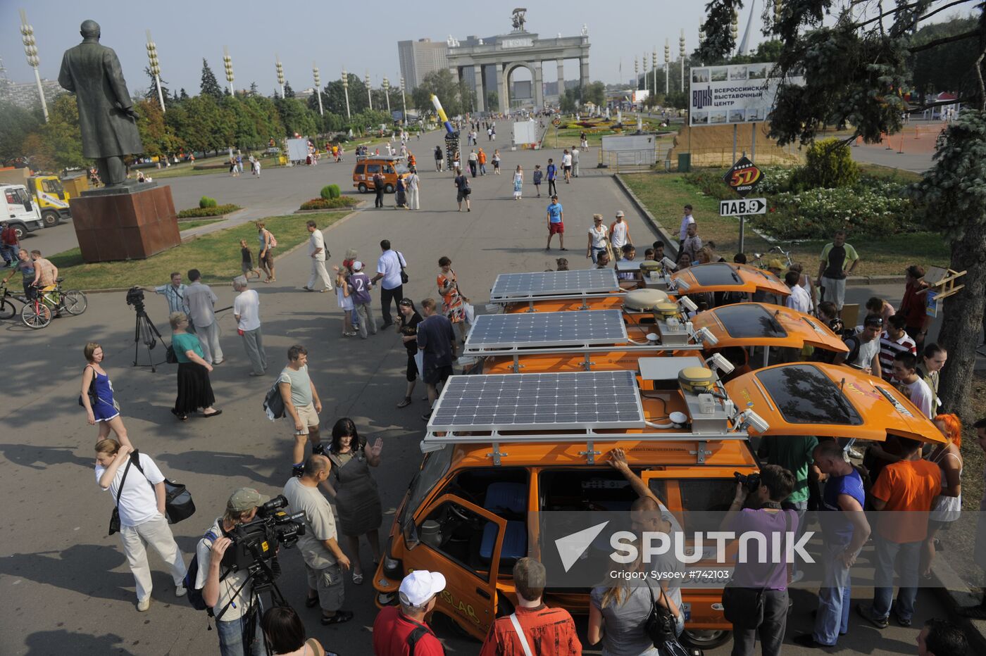 Overland World Truck Expedition electric minivans rally