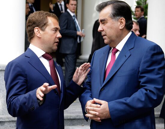 Dmitry Medvedev meets with Tajik, Afghan and Pakistan presidents