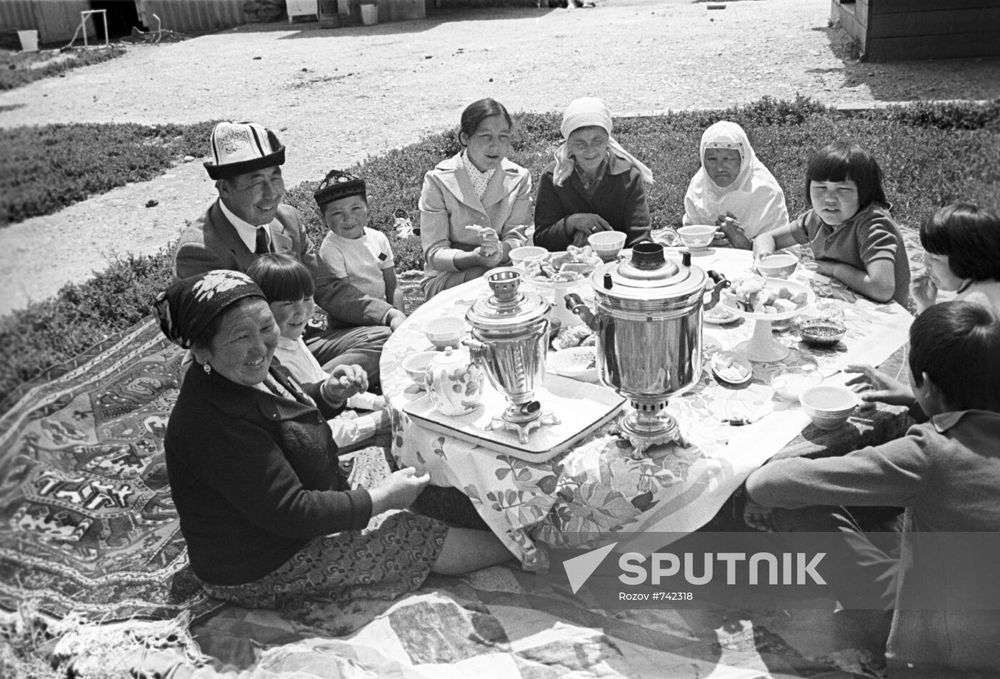 Sheep herder's family at lunch