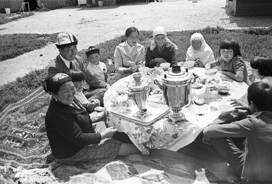 Sheep herder's family at lunch