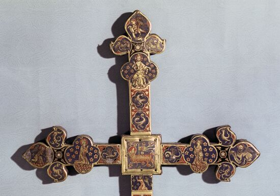 14th century cross