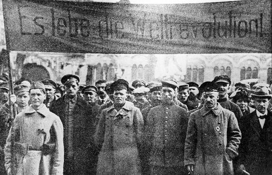 Solidarity manifestation of former German POWs