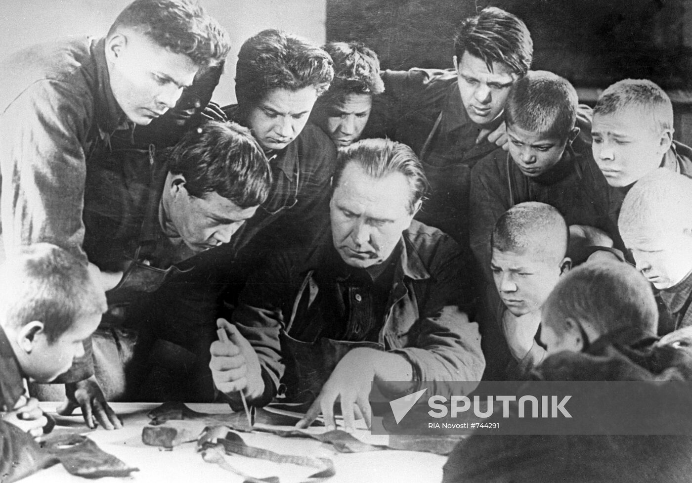 Film Frame Fom Film 'Putevka v Zhizn" aka ''The Road to life'