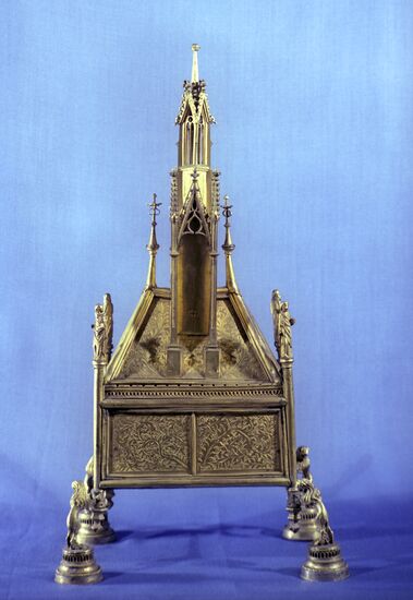 Reliquary shaped as architectural structure