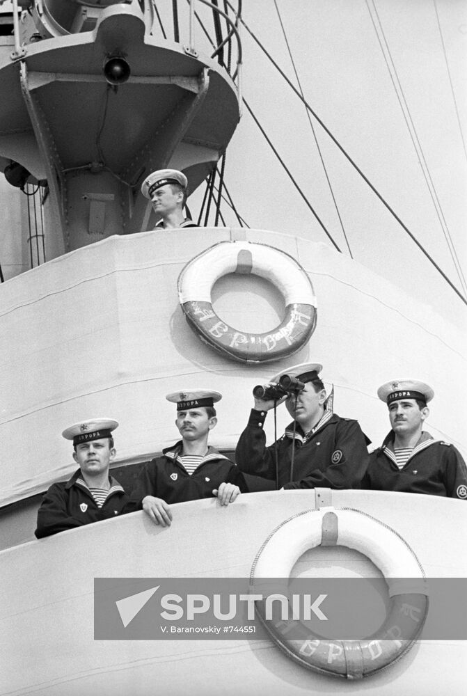 Sailors of the cruiser Aurora on the deck-bridge