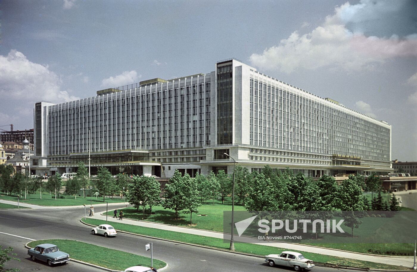 Rossiya Hotel