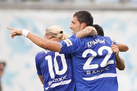 Russian Football Premier League: Dynamo Moscow vs. Lokomotiv