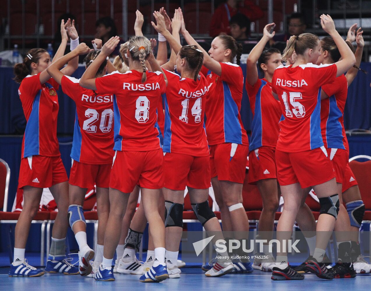 Russian women's handball team reaches Youth Olympics finals