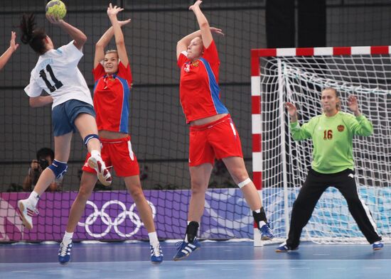 Russian women's handball team reaches Youth Olympics finals