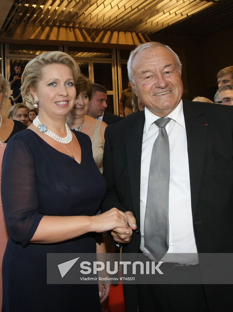 Svetlana Medvedev opens Russian Art Festival in Cannes