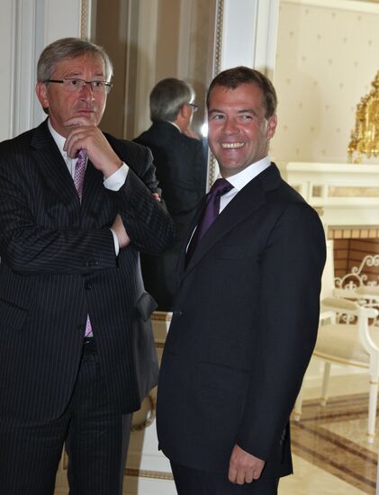Dmitry Medvedev and Jean-Claude Juncker