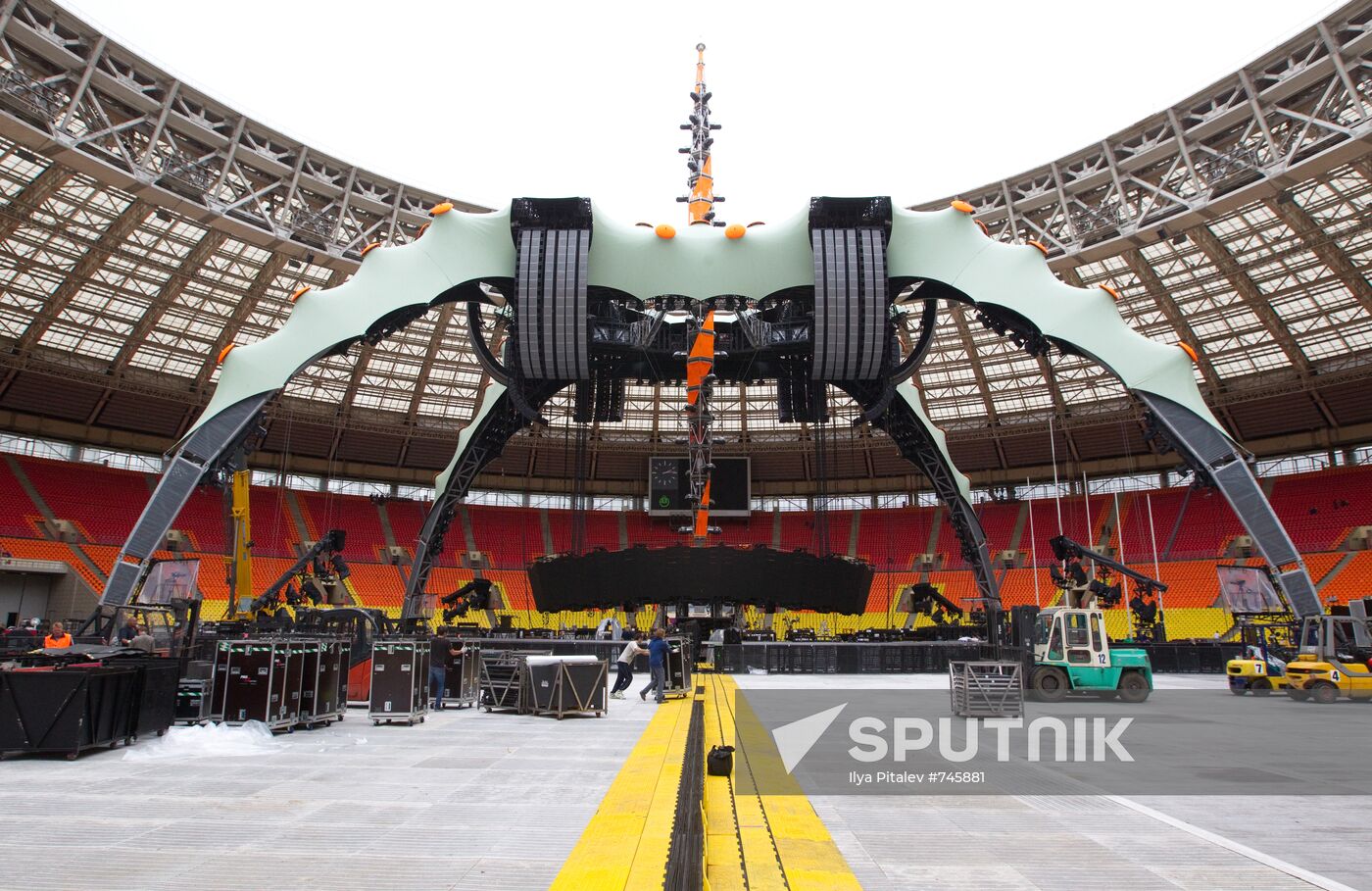 Installing scene for U2 concert