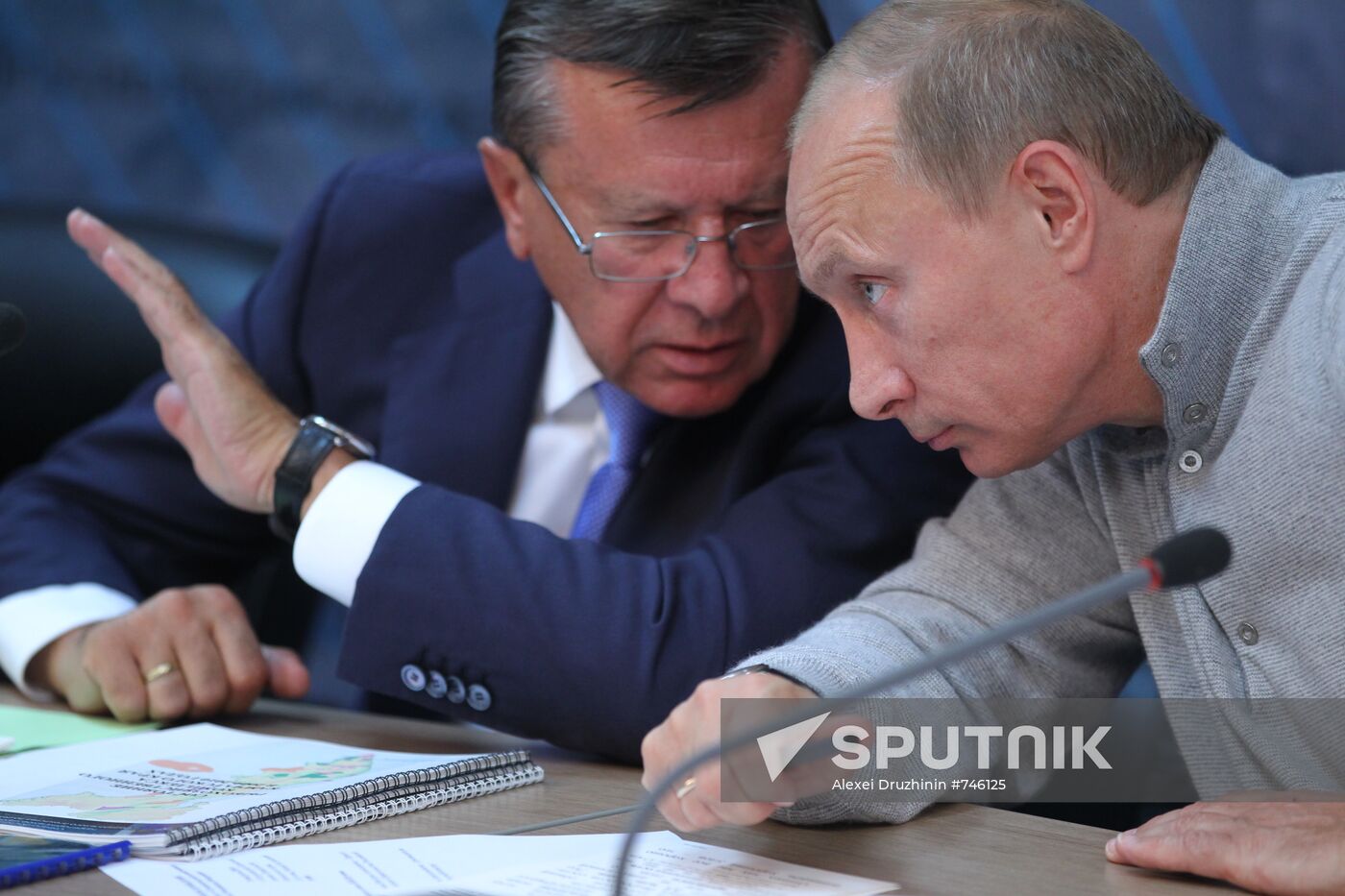 Vladimir Putin holds meeting in Petropavlovsk-Kamchatsky