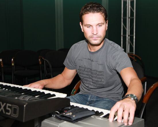 Viktor Dobronravov