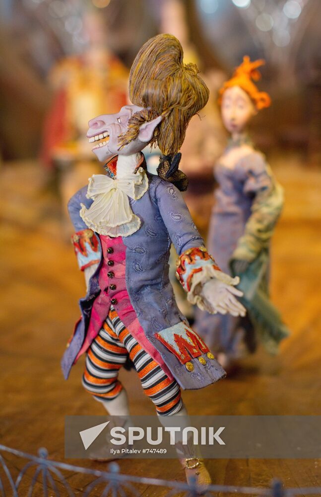 Doll characters of animated-motion picture Gofmaniada