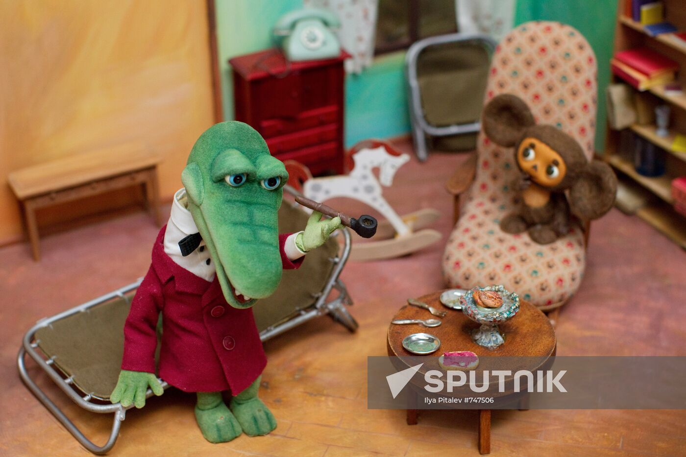 Krokodil Gena and Cheburashka