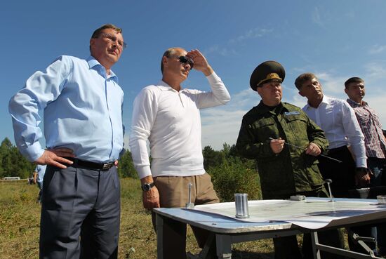 Vladimir Putin visits Vostochny Space Centre