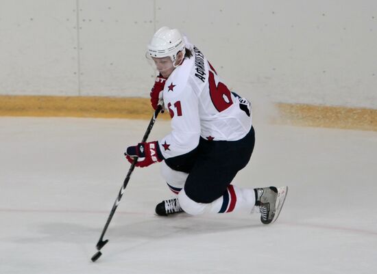 Ice hockey. Friendly match Ice hockey club SKA - "SKA-1946"