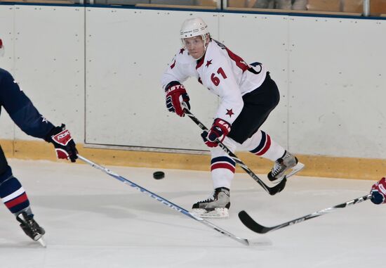 Ice hockey. Friendly match Ice hockey club SKA - "SKA-1946"