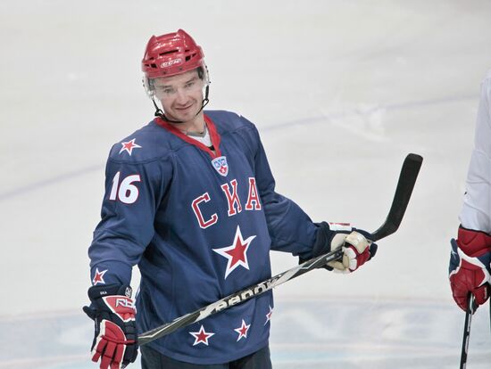 Ice hockey. Friendly match Ice hockey club SKA - "SKA-1946"