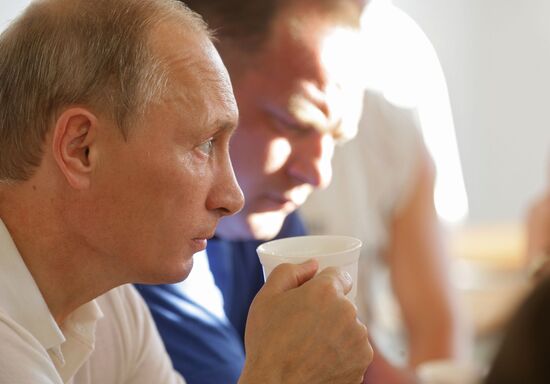 Vladimir Putin associates with long distance truckers
