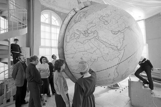 A globe in the Cabinet of Curiosities
