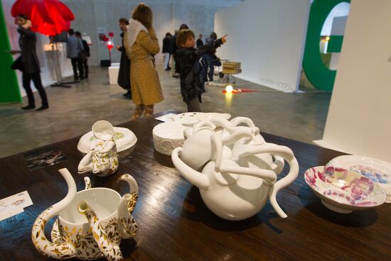 Collection of porcelain by Maria Volohova and Uta Kolochek