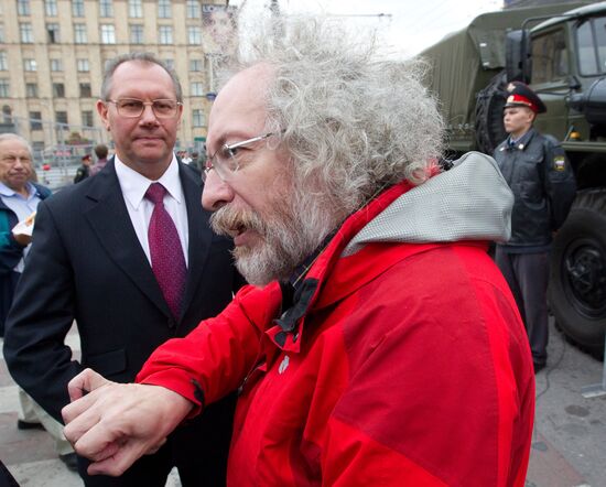 Alexei Venediktov, Viktor Biryukov