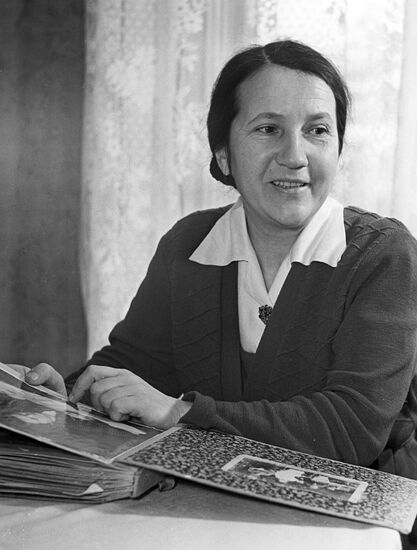 Vera Strauning