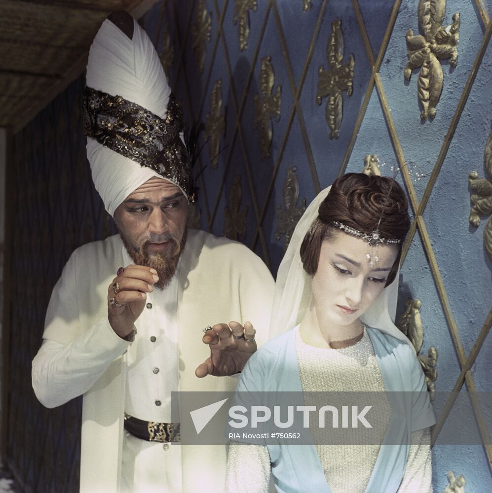 A still from "Alladin's Magic Lamp"