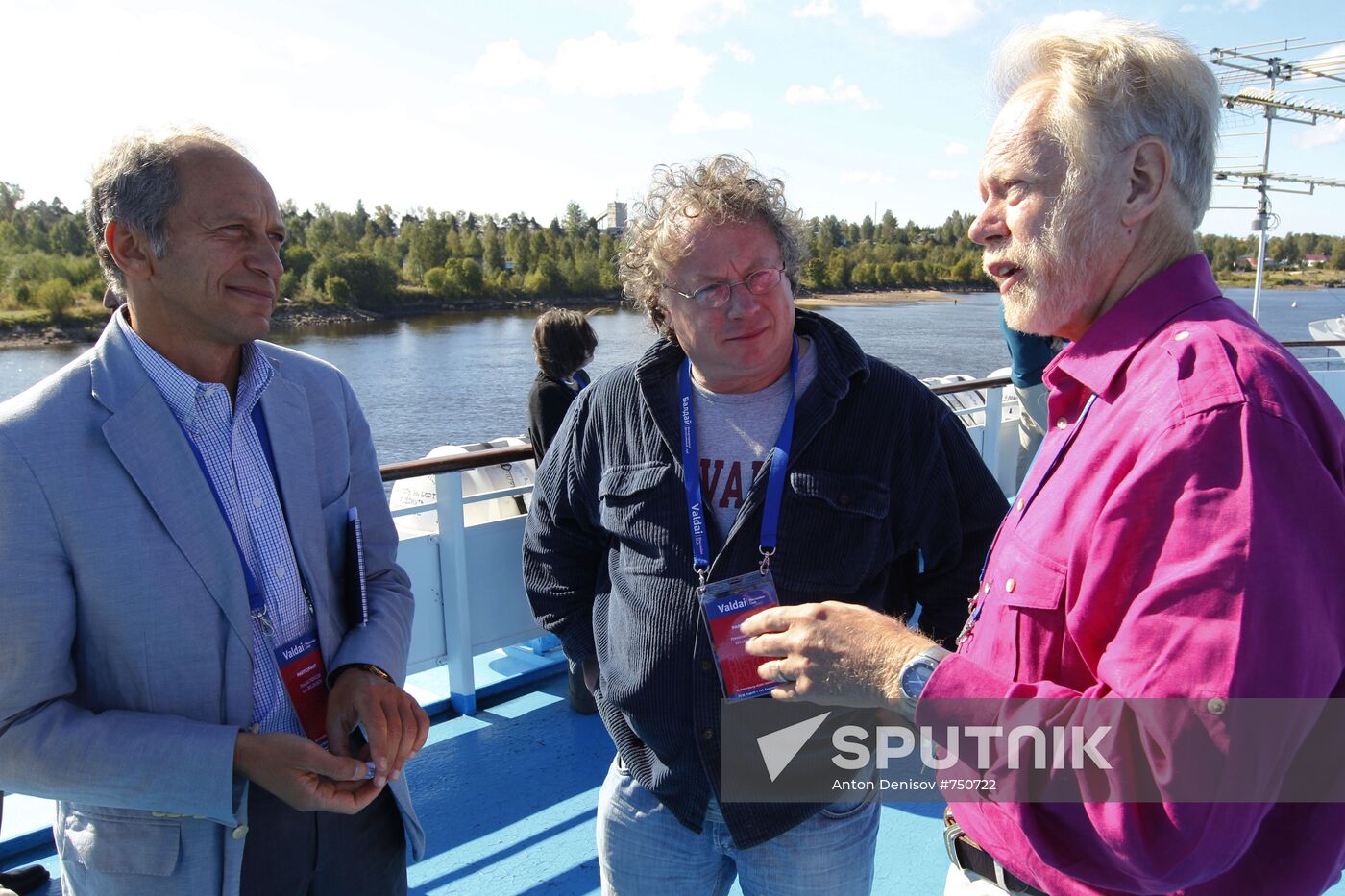 Lev Belousov, Nikolai Zlobin, and Robert Legvold