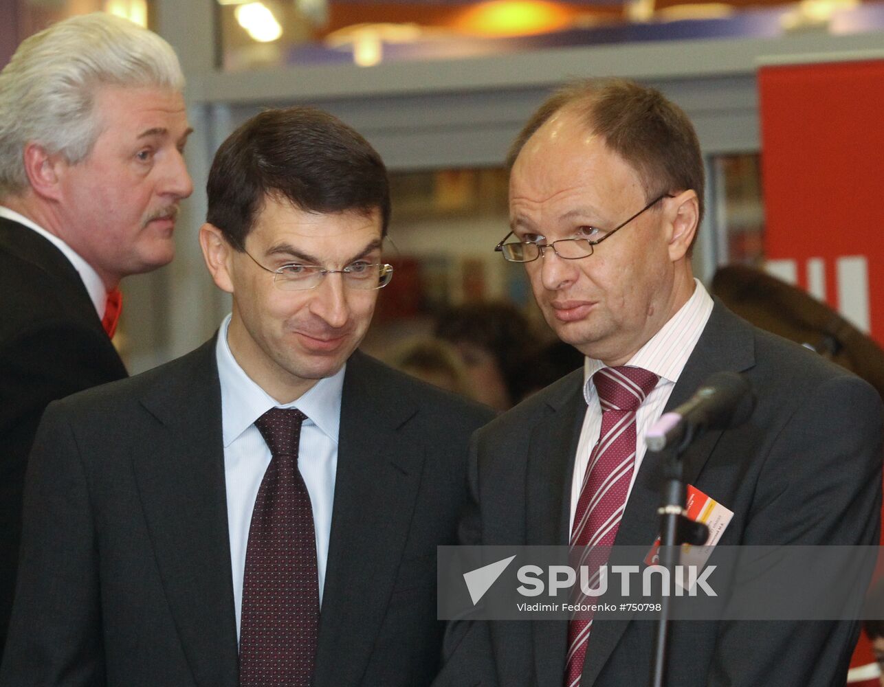 Mikhail Seslavinsky and Igor Schyogolev