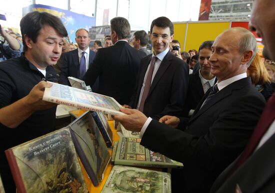 Vladimir Putin visits Book Fair at Russian Exhibition Center