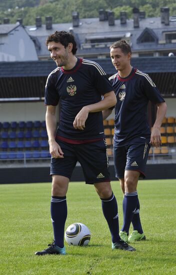 Yuri Zhirkov and Vladimir Bystrov