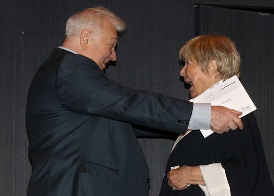 Mikhail Derzhavin and Olga Aroseva