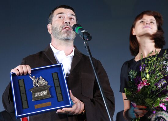 Yevgeni Grishkovetz and Anna Matison