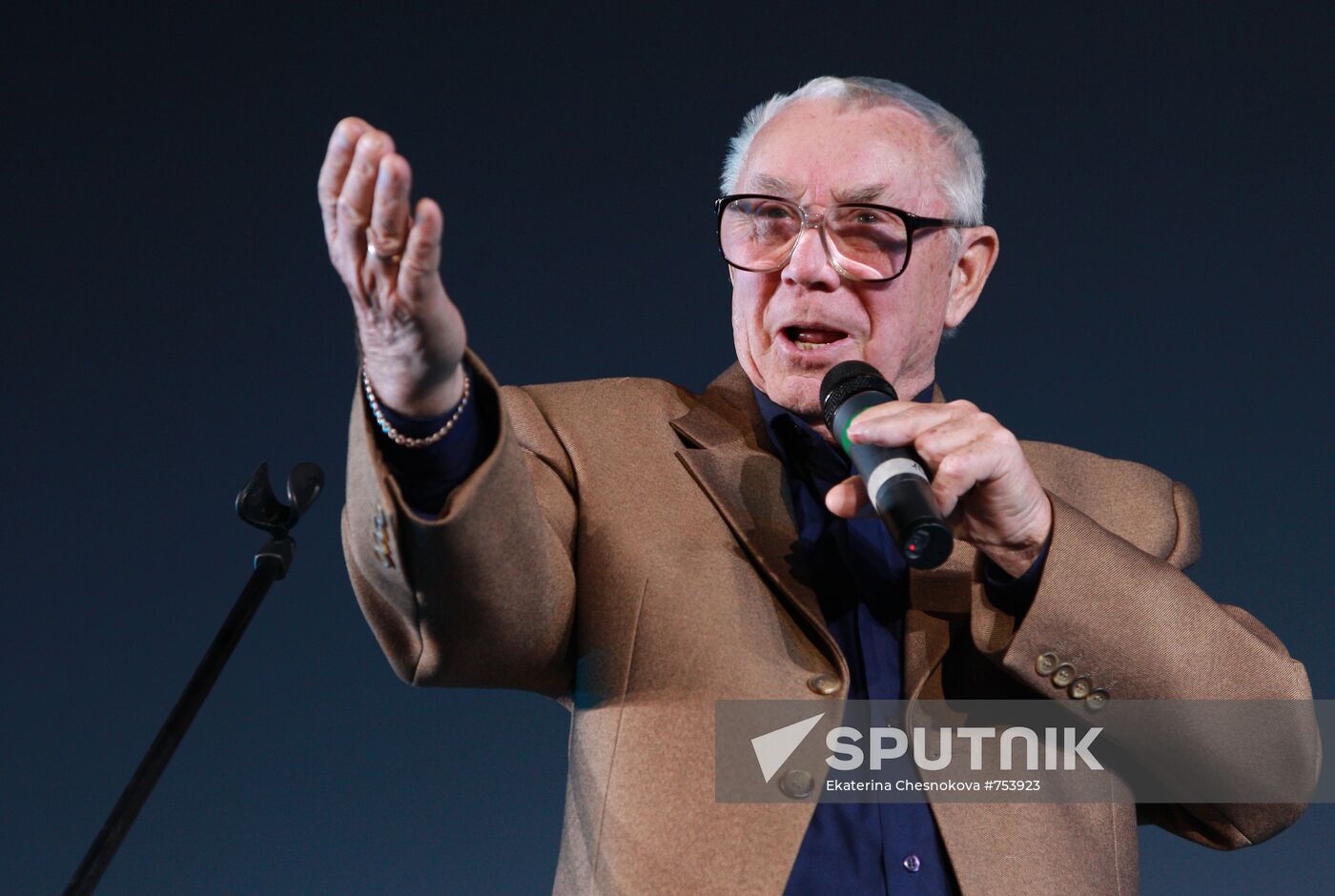 Oleg Anofriev