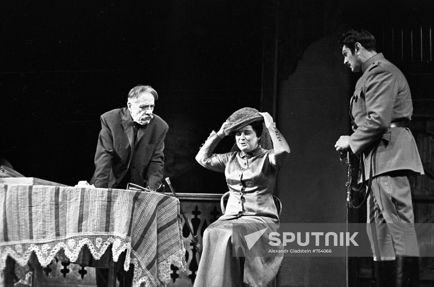 Play "Tsar's Mercy"