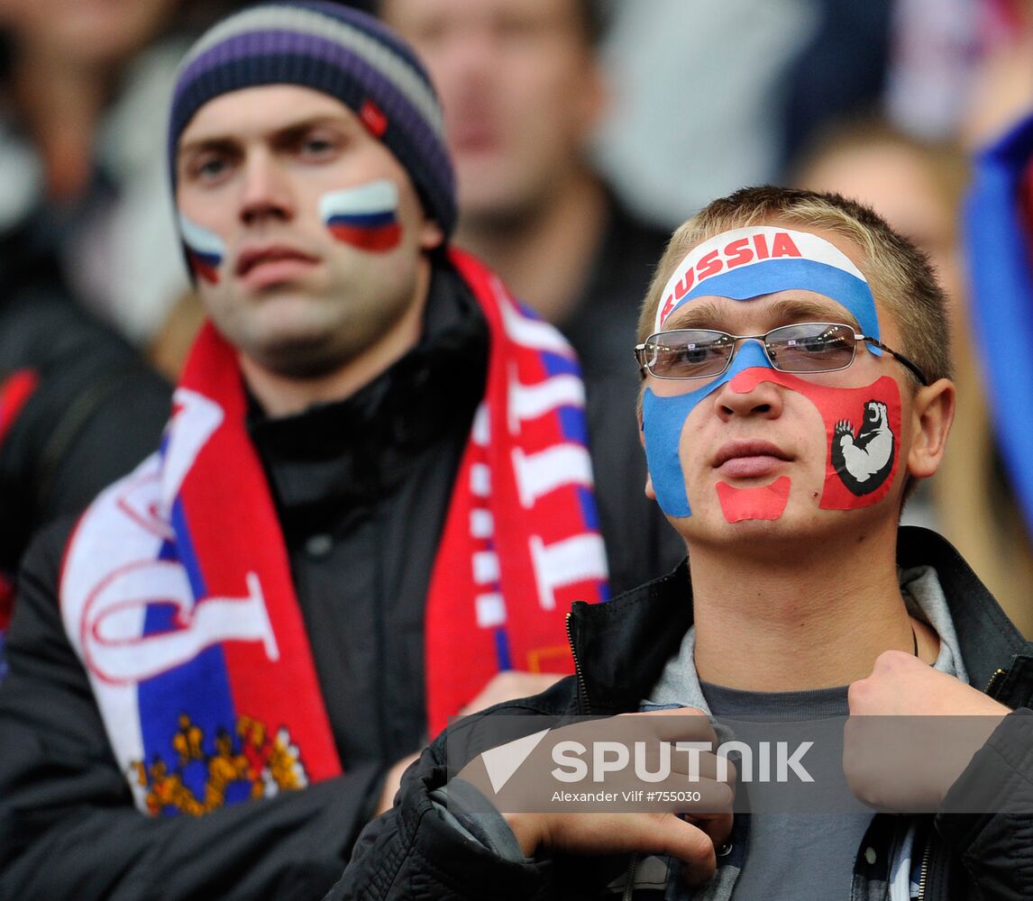 Russian football fans