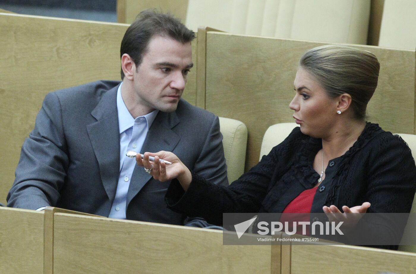 Anton Sikharulidze and Alina Kabayeva