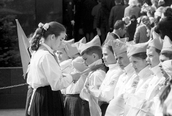 Young Pioneer induction ceremony
