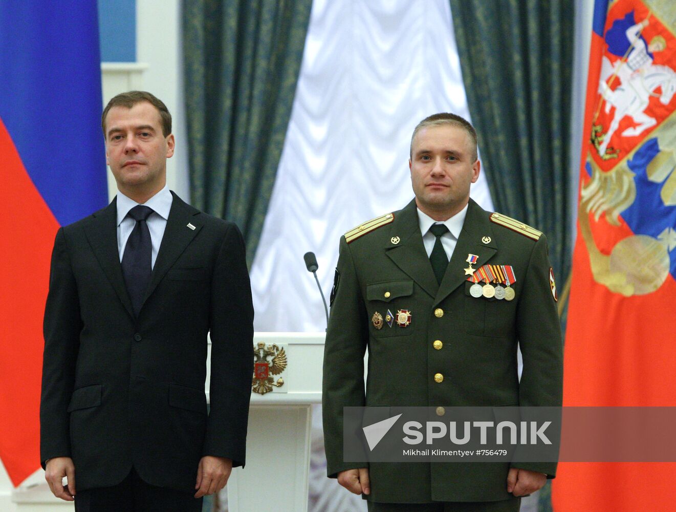 Dmitry Medvedev presents state awards to Russian citizens