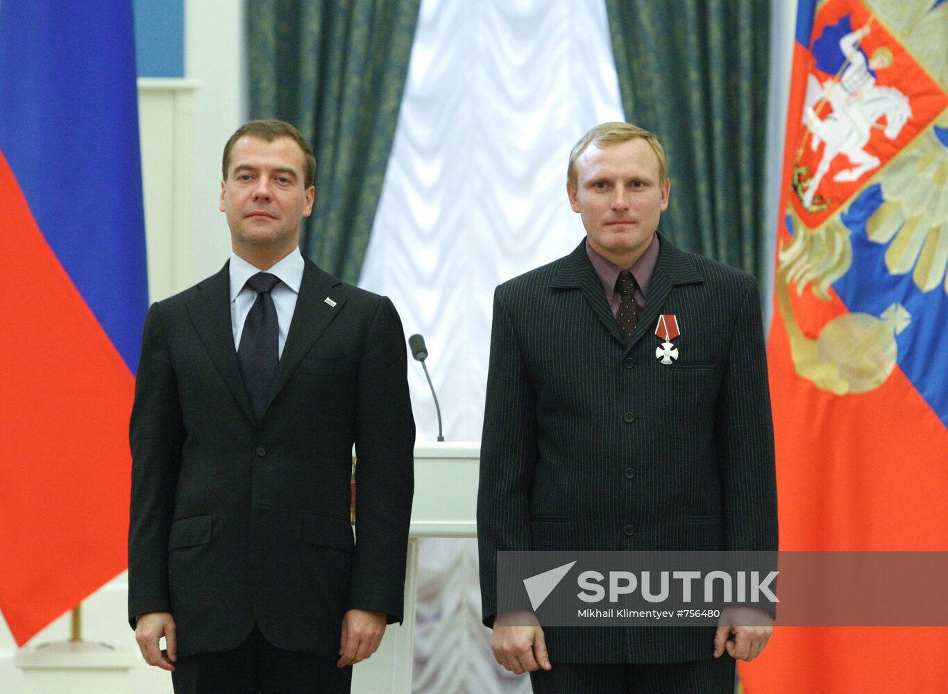 Dmitry Medvedev presents state awards to Russian citizens