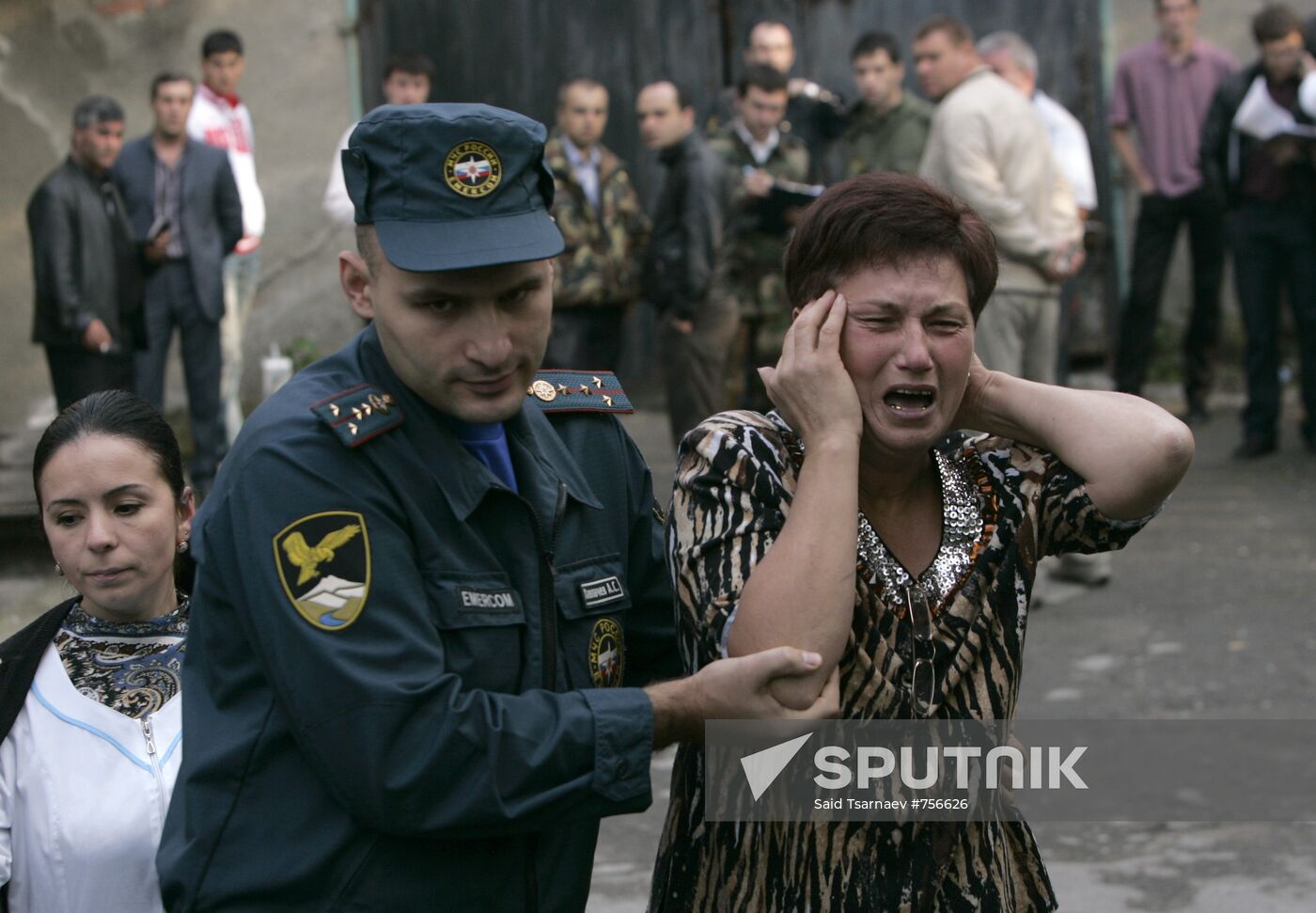 Relatives of those suffered from blow in Vladikavkaz