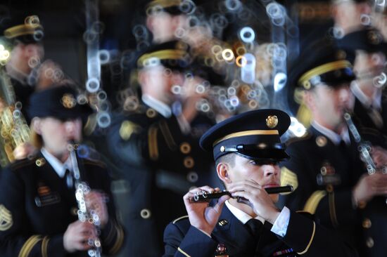 Closing ceremony of Spasskaya Tower festival of military bands