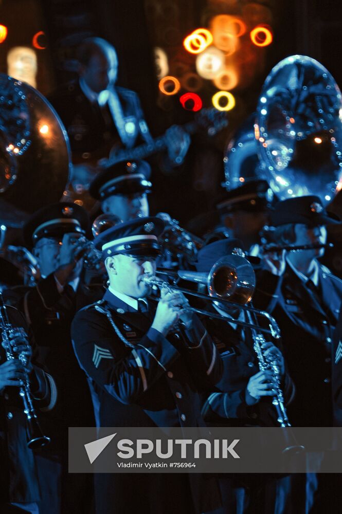 Closing ceremony of Spasskaya Tower festival of military bands