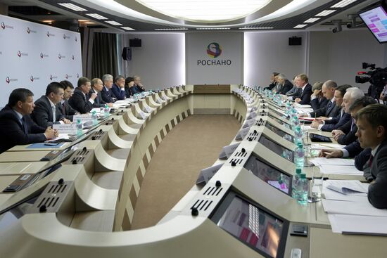 Vladimir Putin conducts meeting at Rosnano office