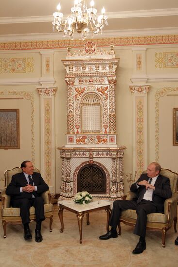 Vladimir Putin meets Silvio Berlusconi